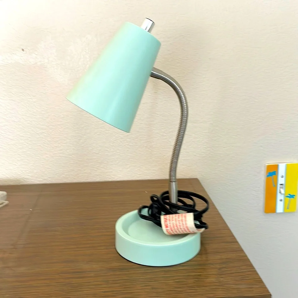 Desk Lamp - Picture 1 of 7